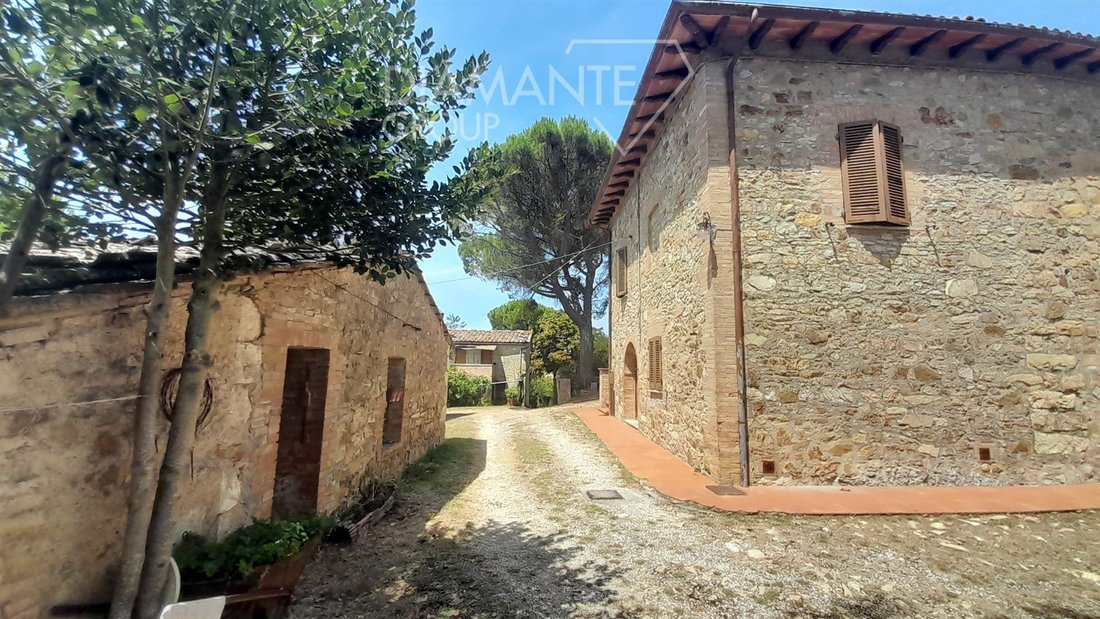 Farm Ranch in Sovicille, Tuscany, Italy 3 - 16725034