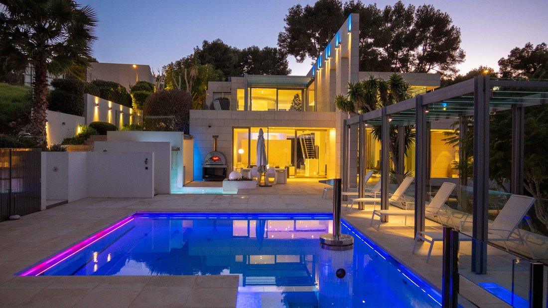Villa in Sol de Mallorca, Calvia, Balearic Islands 2 - 16726023