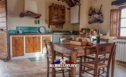 Castle To Be Renovated For Sale In Montalcino, Valdorcia