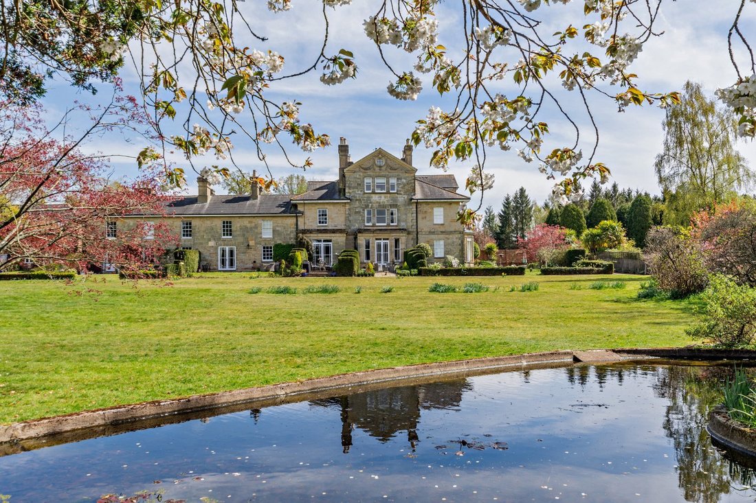 Casa in Horsham, Inghilterra 1 - 16720515