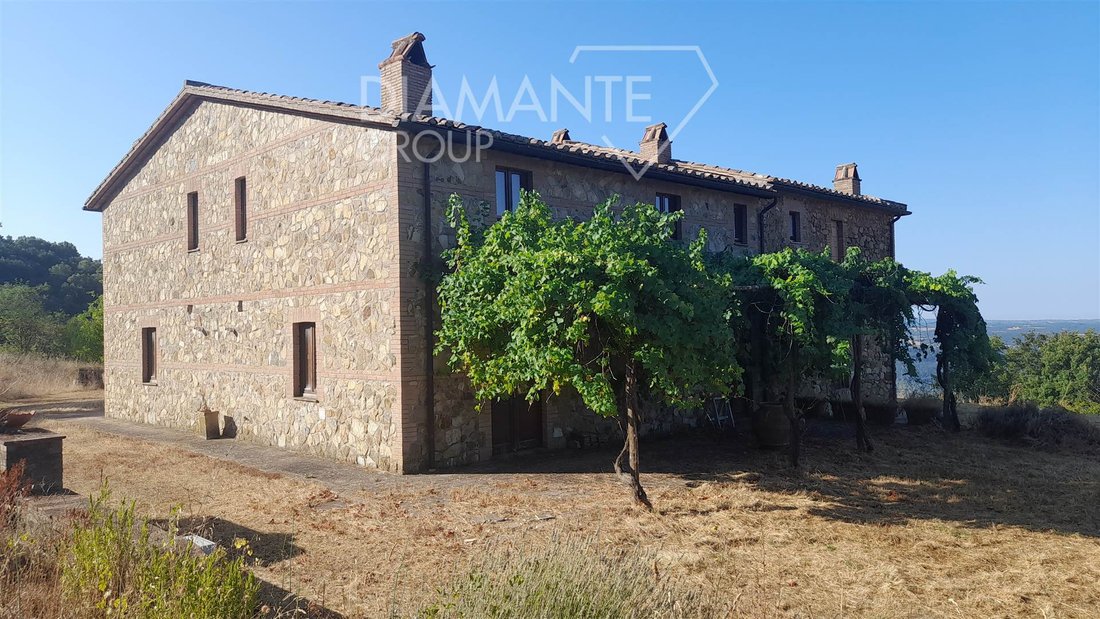 Acquapendente, Lazio, Italy 1 - 16724982