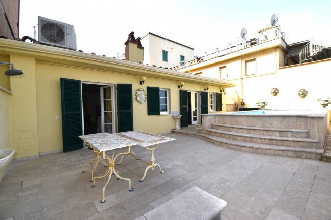 Apartment in Historic Center, Viareggio, Tuscany 1 - 16575659