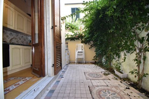 House in Historic Center, Viareggio, Tuscany 3 - 16575704