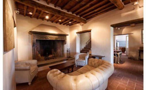Villa in Camaiore, Tuscany, Italy 1