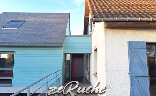 20 Minutes From The Sea : 19th C. Neogothic Style Chateau In Normandy