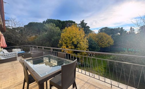 Villa in Le Dramont-Agay-Anthéor-Le Trayas, Saint-Raphaël, France 1