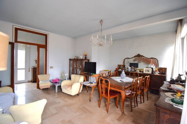 Apartment in Historic Center, Viareggio, Tuscany 2 - 16575681