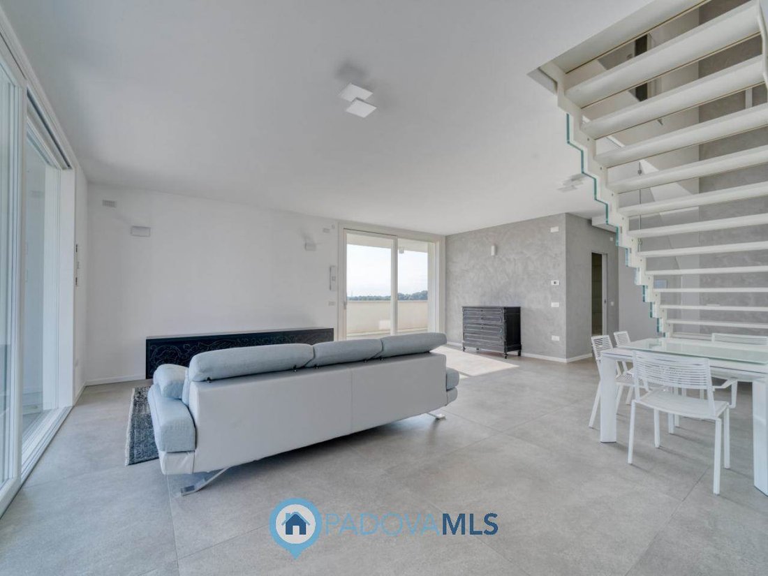 Penthouse in Vigonza, Veneto, Italy 3 - 16722549