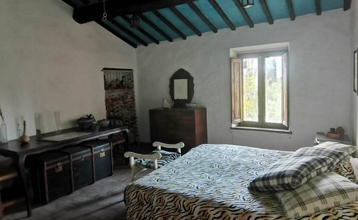 Castle for Sale in Cetona, Tuscany, Italy