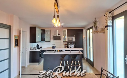 20 Minutes From The Sea : 19th C. Neogothic Style Chateau In Normandy