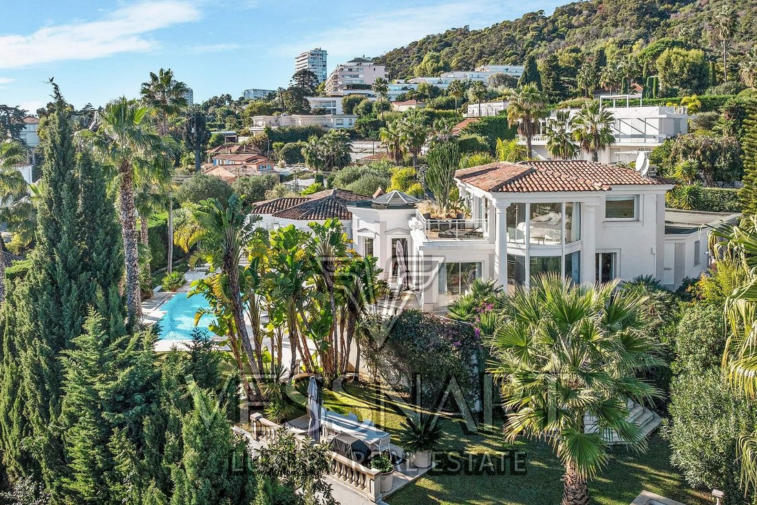Villa in Centre, Vallauris, France 4 - 16721212