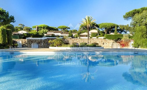 Landhaus in Saint-Tropez, Provence-Alpes-Côte d'Azur, Frankreich 1