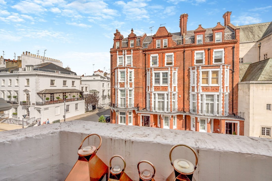 Apartment in Brompton, Kensington And Chelsea, England 3 - 16720597