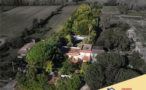Villa in Cellole, Kampanien, Italien 1