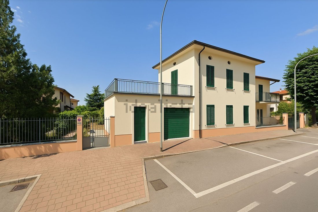 House in Rovato, Lombardy, Italy 1 - 16690116