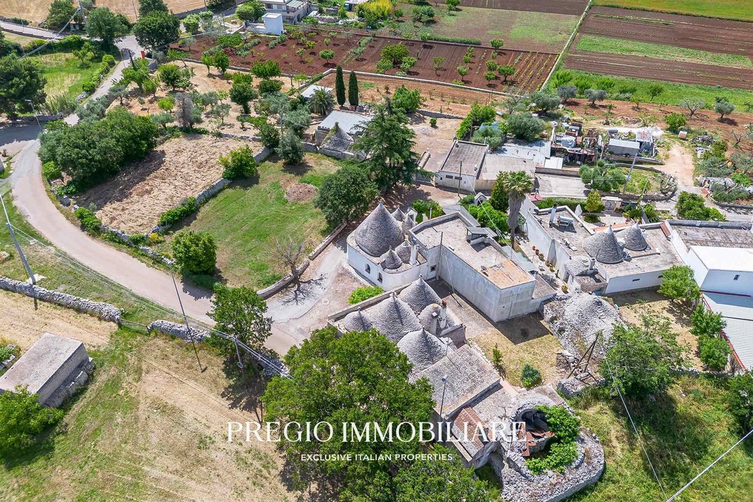 Chalet in Alberobello, Apulia, Italy 3 - 16724561
