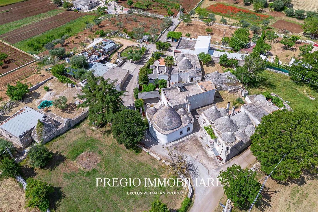 Chalet in Alberobello, Apulia, Italy 2 - 16724561