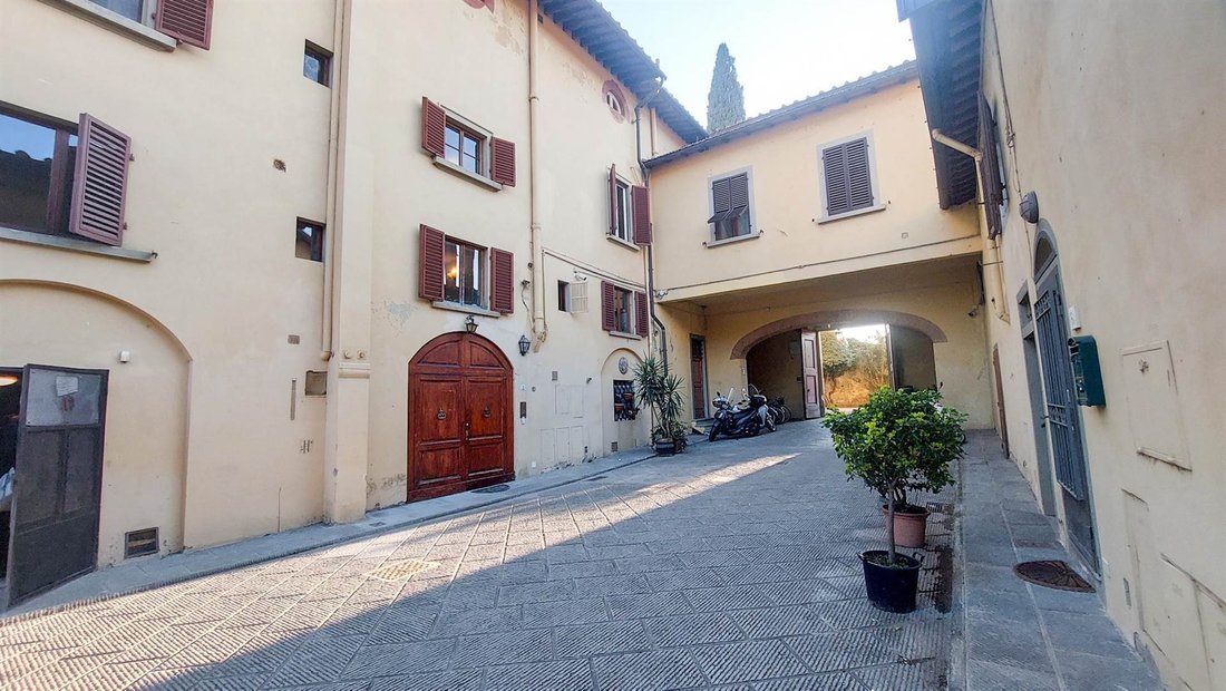 Apartment in Rovezzano, Florence, Italy 3 - 16723453