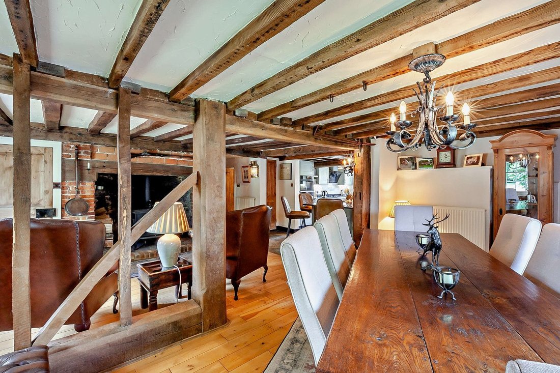 House in Hadlow, England 4 - 16720681