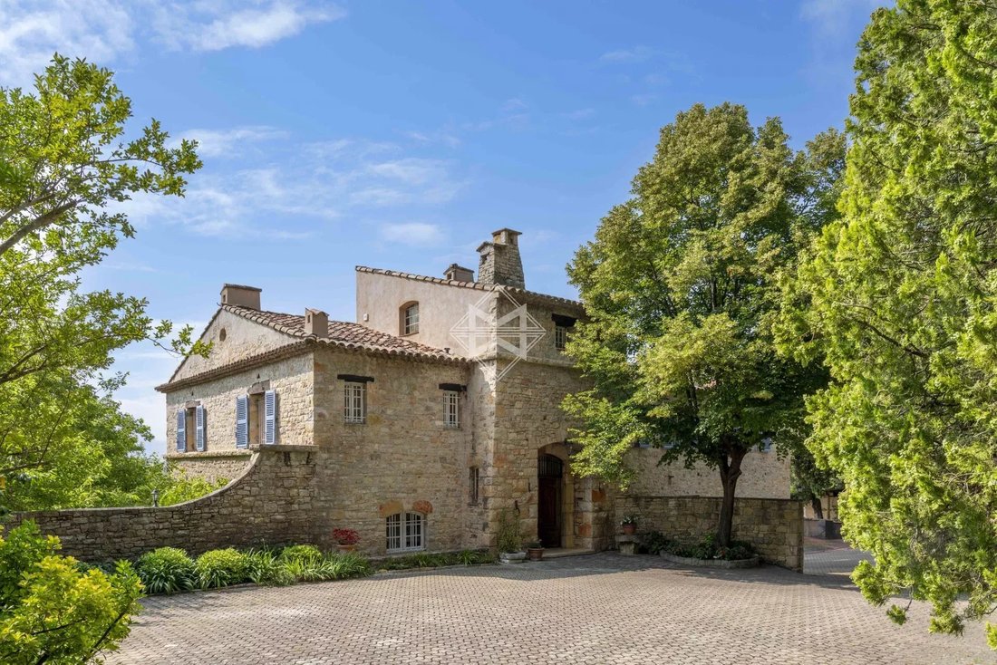 House in Mougins, Provence-Alpes-Côte d'Azur, France 3 - 16725369