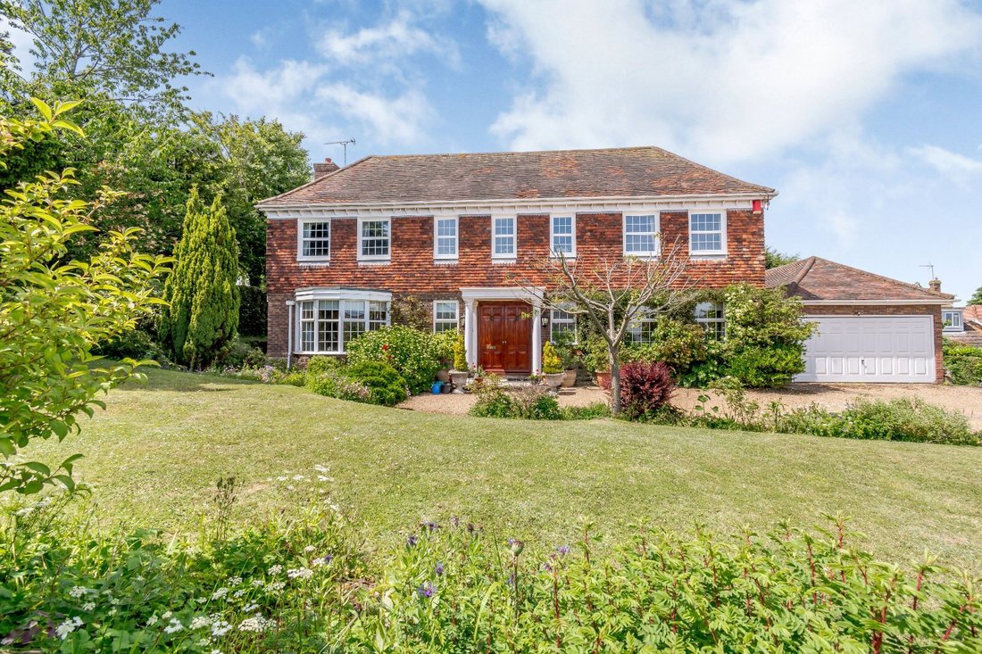 House in St Margarets Bay, Saint Margarets Bay, England 2 - 16720955