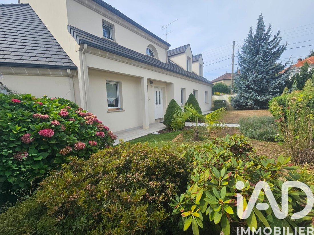 House in Longpont-sur-Orge, Ile-de-France, France 4 - 16725292