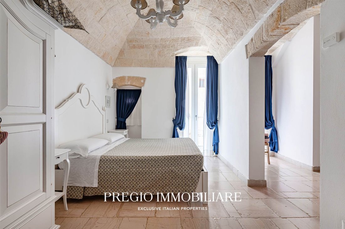 Historic Center, Monopoli, Italy 4 - 16724369