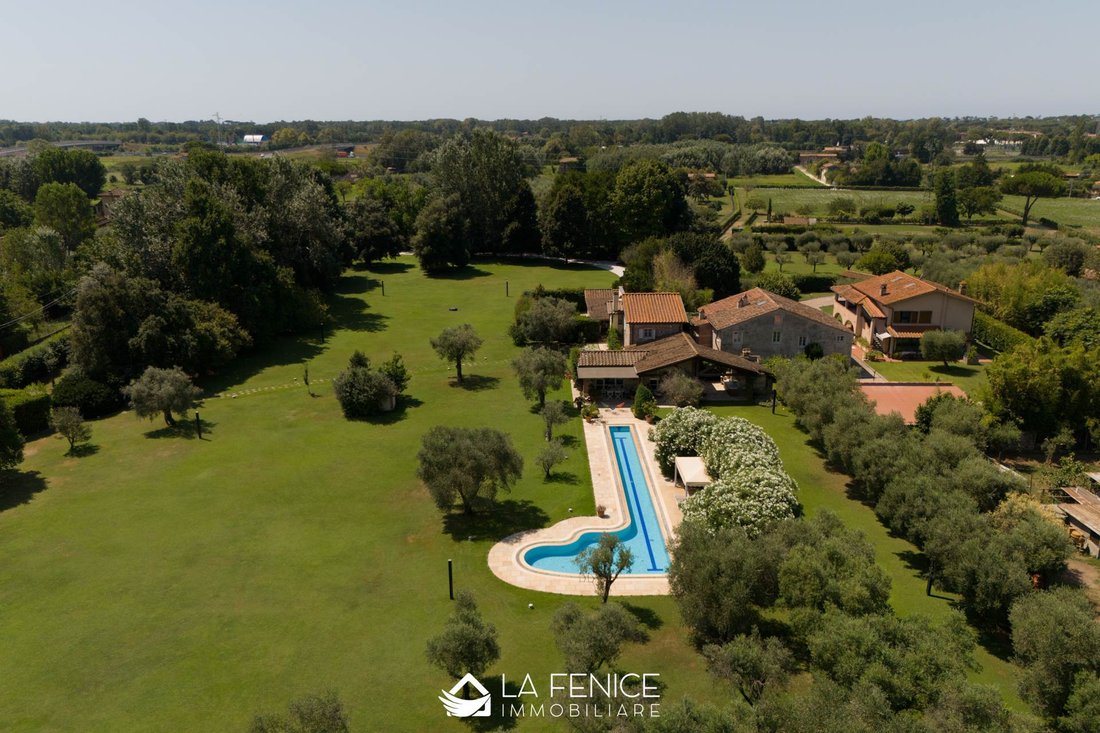 Villa in Center, Forte dei Marmi, Tuscany 5 - 16723782