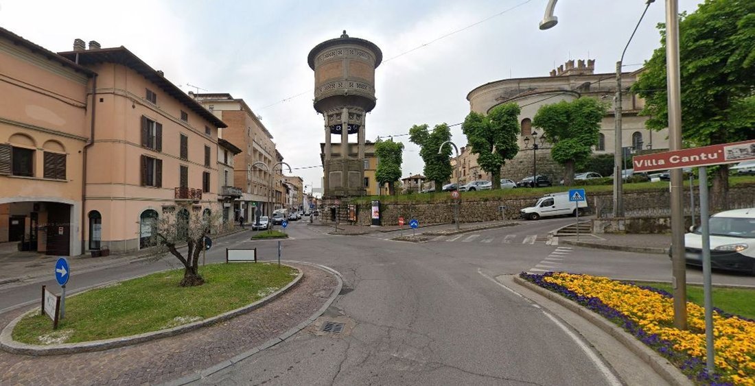 Estate in Rovato, Lombardy, Italy 1 - 16690130