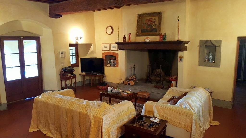 Montagna, Pistoia, Tuscany 4 - 16723915