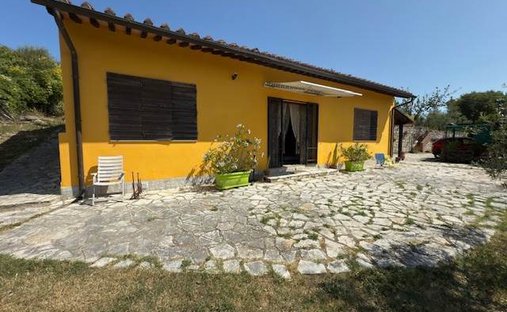 Apartment in Rignano sull'Arno, Tuscany, Italy 1