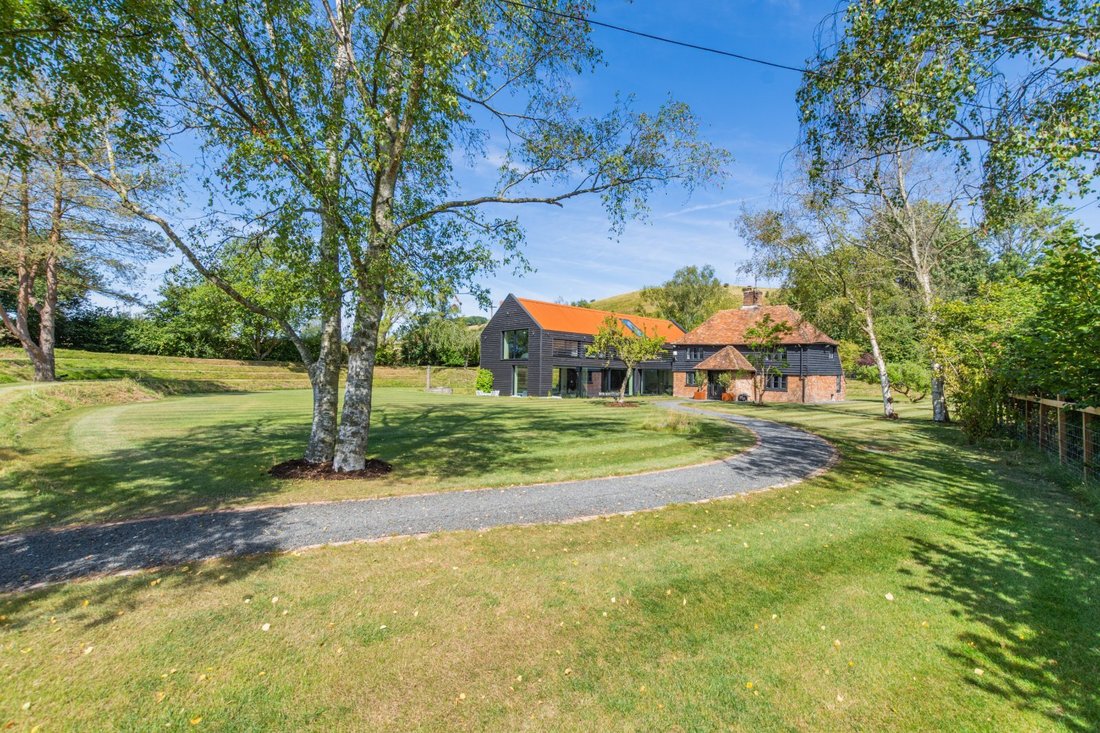 House in Saltwood, England 2 - 16720920