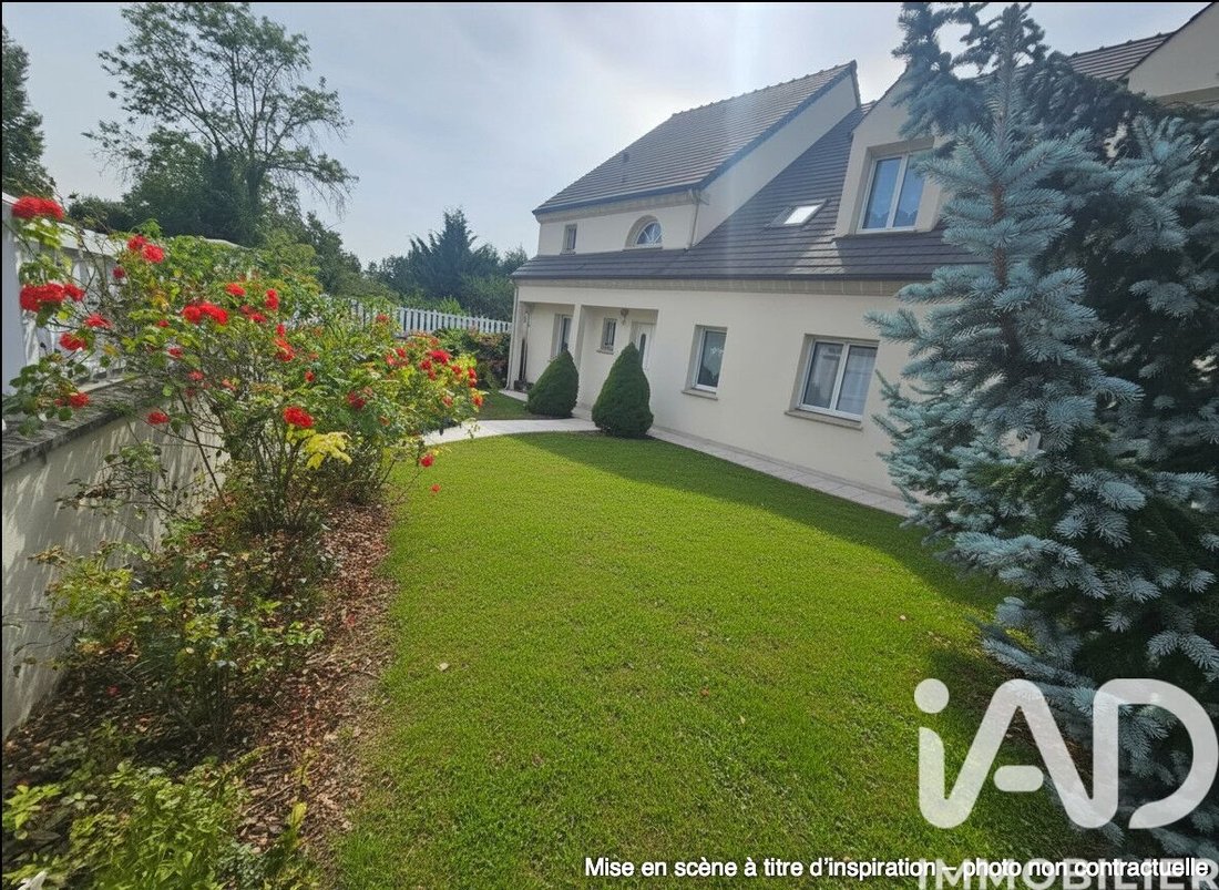 House in Longpont-sur-Orge, Ile-de-France, France 1 - 16725292