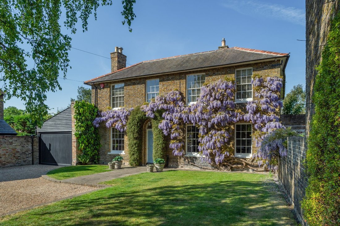 House in Sandwich, England 2 - 16720695