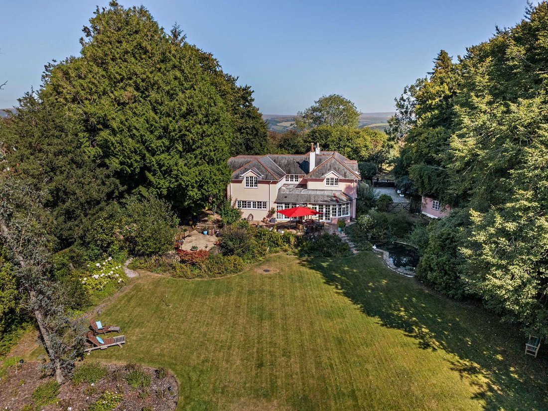 House in Devon, England 1 - 16720509