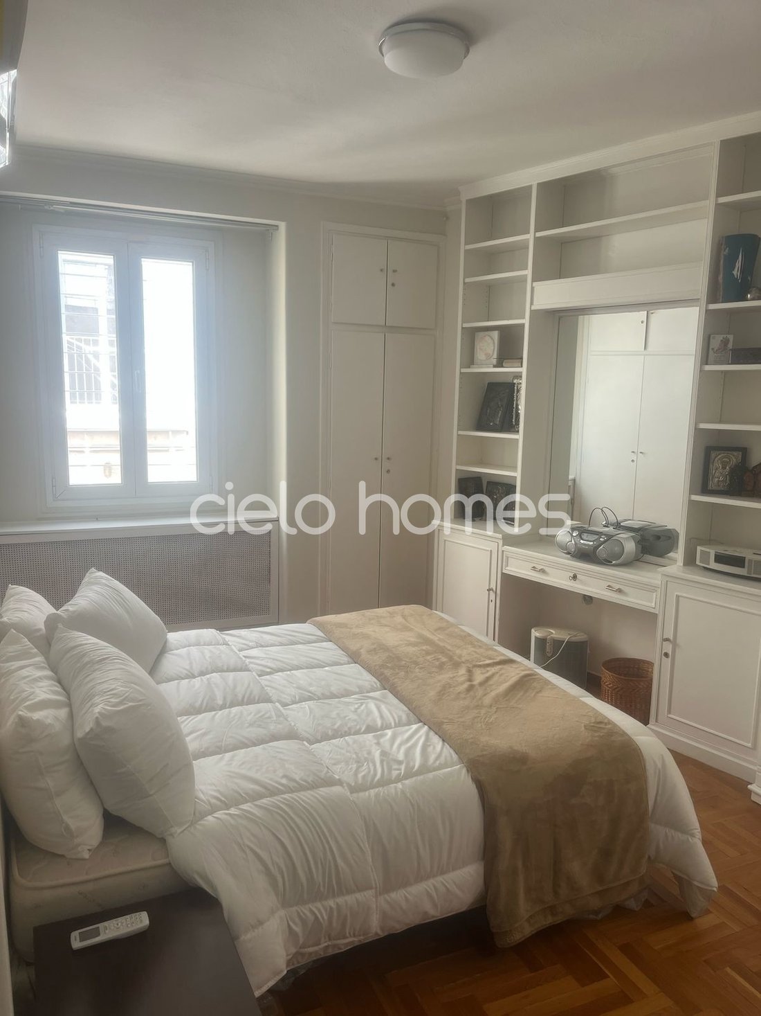 Apartment in Sunoikia Kolonakiou, 1st District of Athens, Athens 3 - 16727719