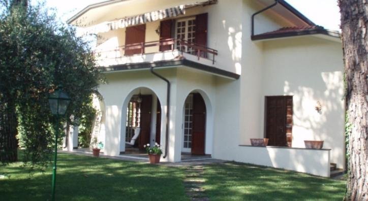 Villa in Center, Forte dei Marmi, Tuscany 1 - 16722062
