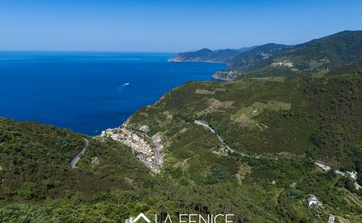 Castle for Sale in Riomaggiore, Liguria, Italy