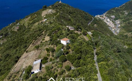Castle for Sale in Riomaggiore, Liguria, Italy