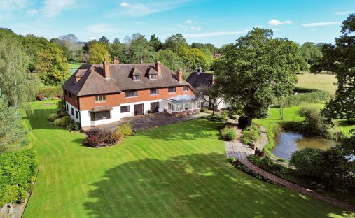 House in Hildenborough, England 1