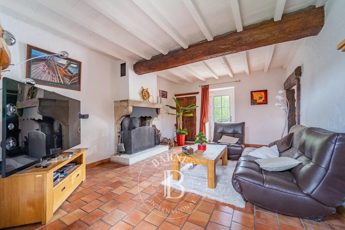 Farm Ranch in Oiselet la Grive, Bourgoin-Jallieu, France 1 - 16721554