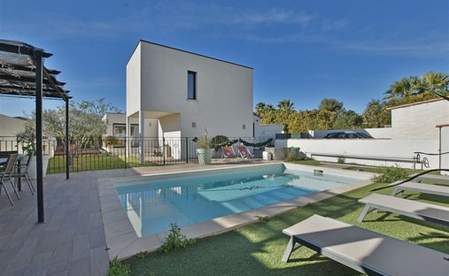 Villa in Clarensac, Okzitanien, Frankreich 1