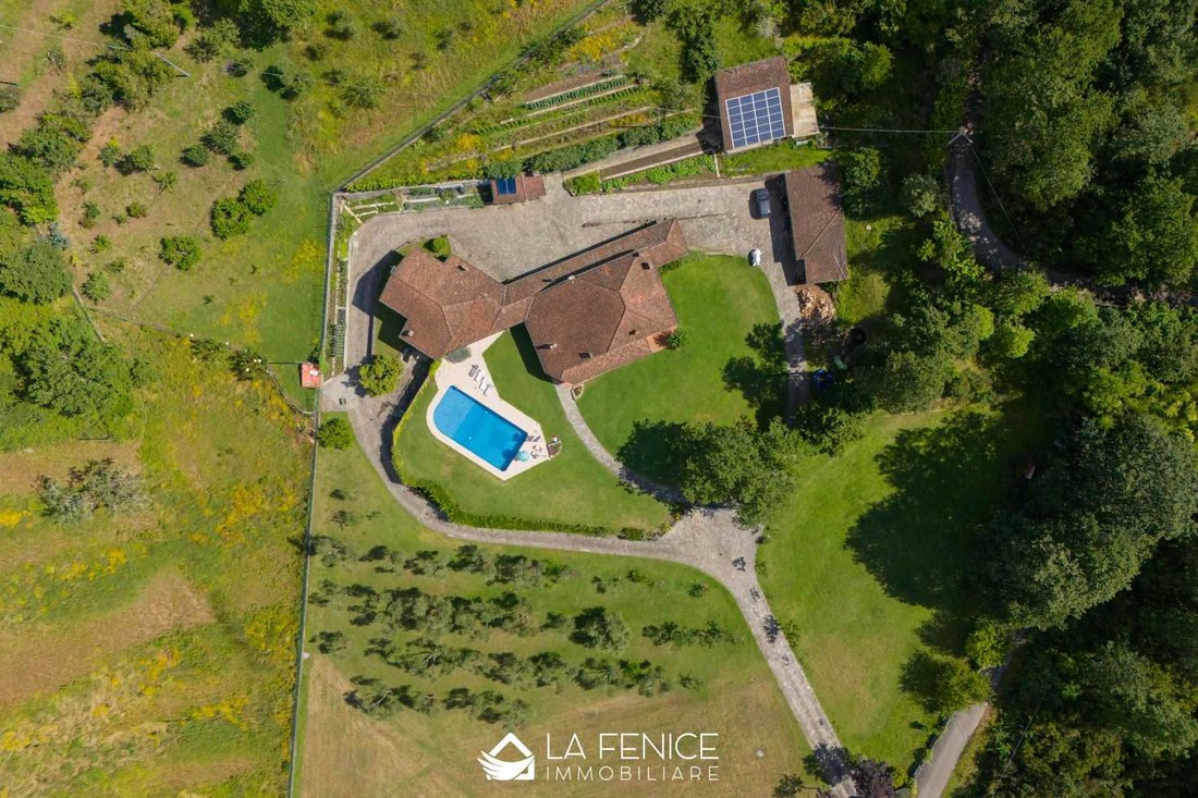 Villa in Beverino, Liguria, Italy 2 - 16723524