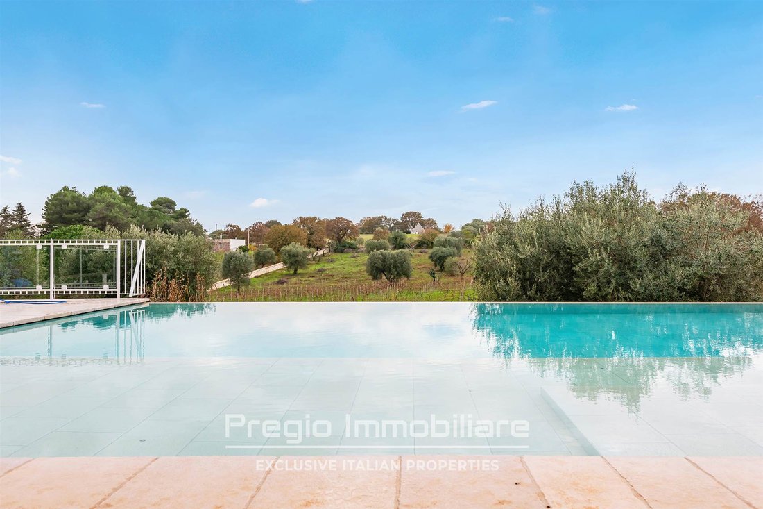 Estate in Cisternino, Apulia, Italy 4 - 16724796