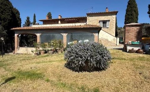 Maisons de campagne à Volterra, Toscane, Italie 1