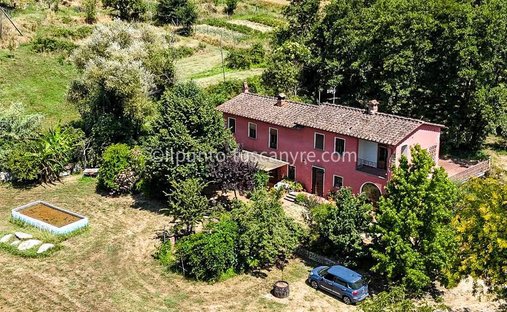 Country House in Borgo a Buggiano, Tuscany, Italy 1