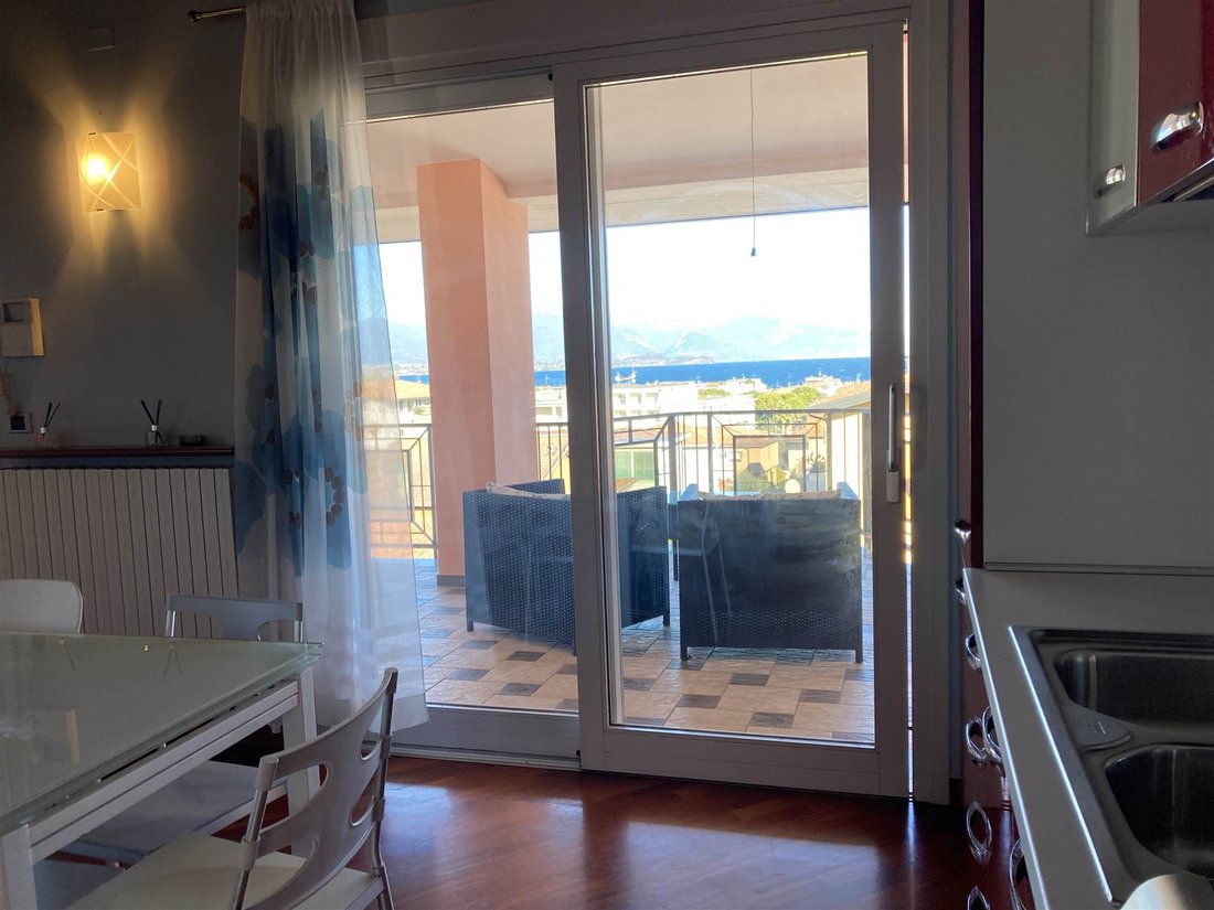 Apartment in Desenzano Centro, Desenzano del Garda, Lombardy 2 - 16723006