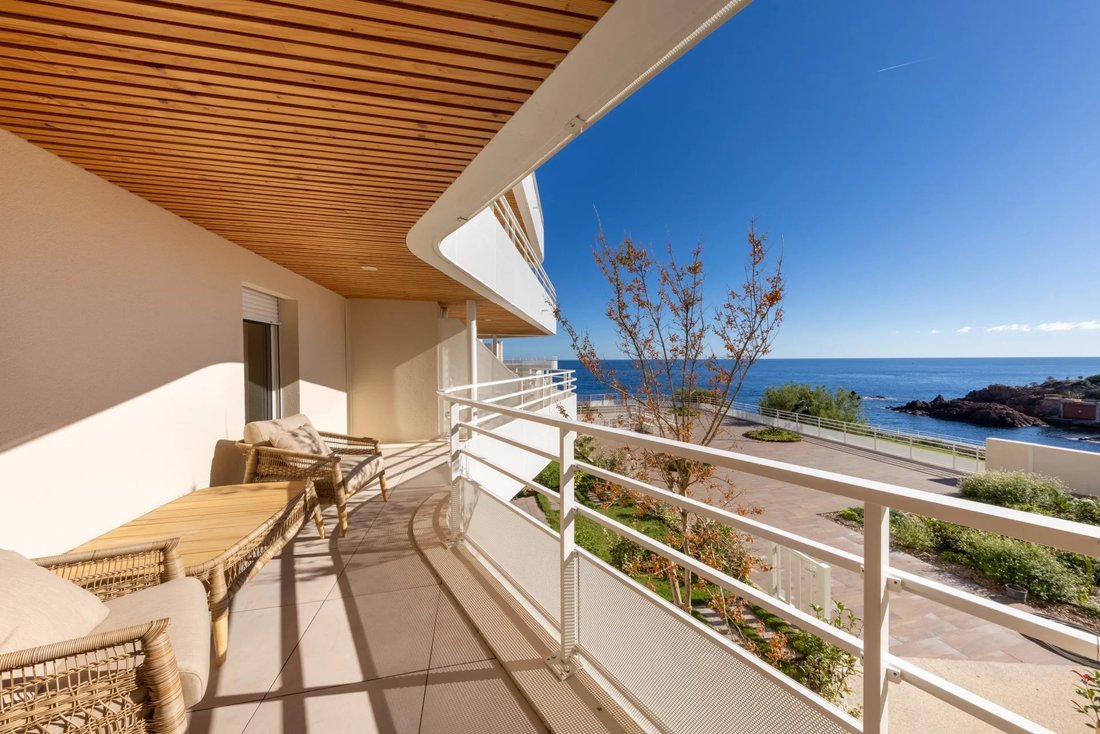 Appartement à Saint-Raphaël, Provence-Alpes-Côte d'Azur, France 1 - 16721188