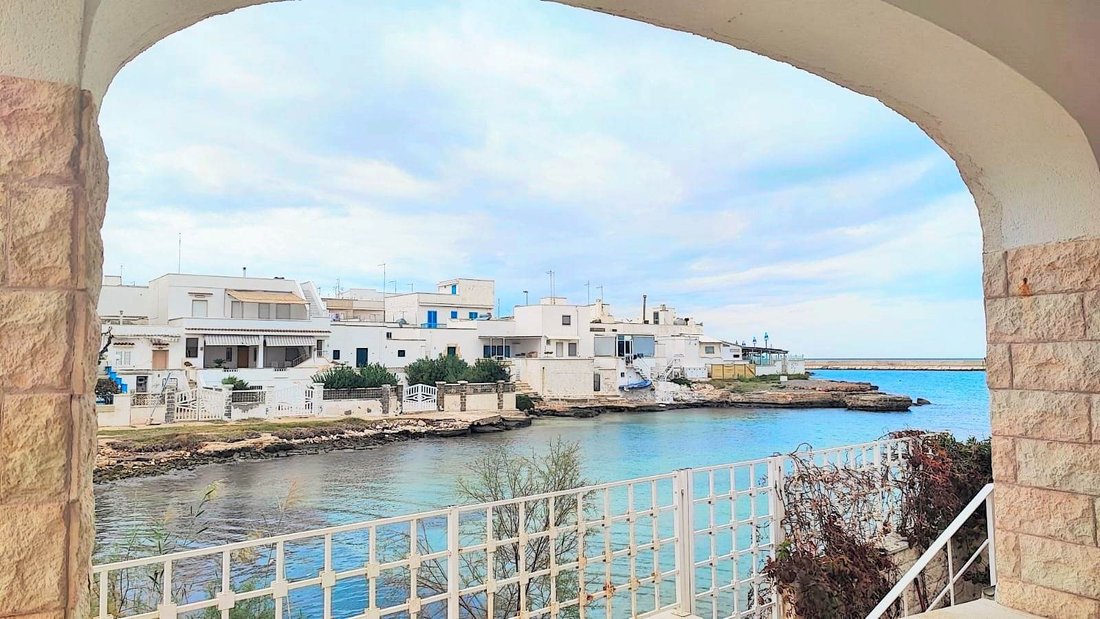 Villa in Ostuni Costa, Ostuni, Apulia 1 - 16722076
