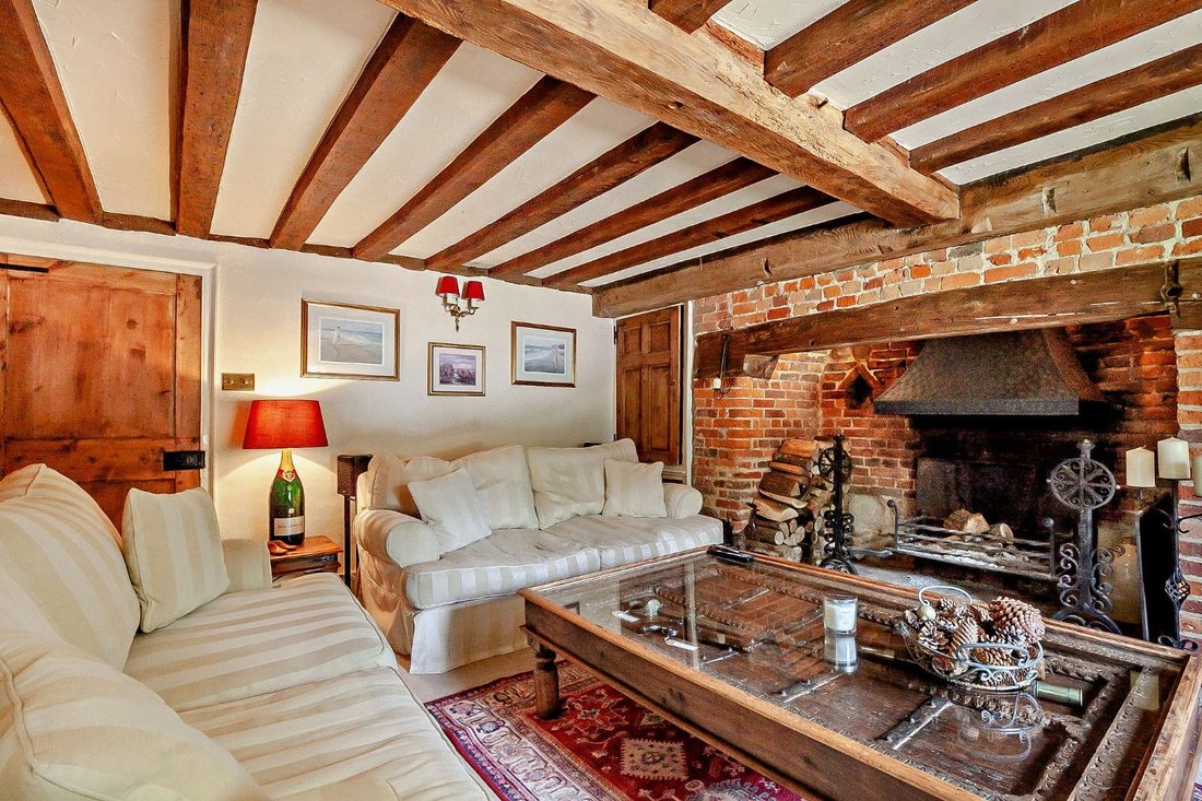 House in Hadlow, England 2 - 16720681